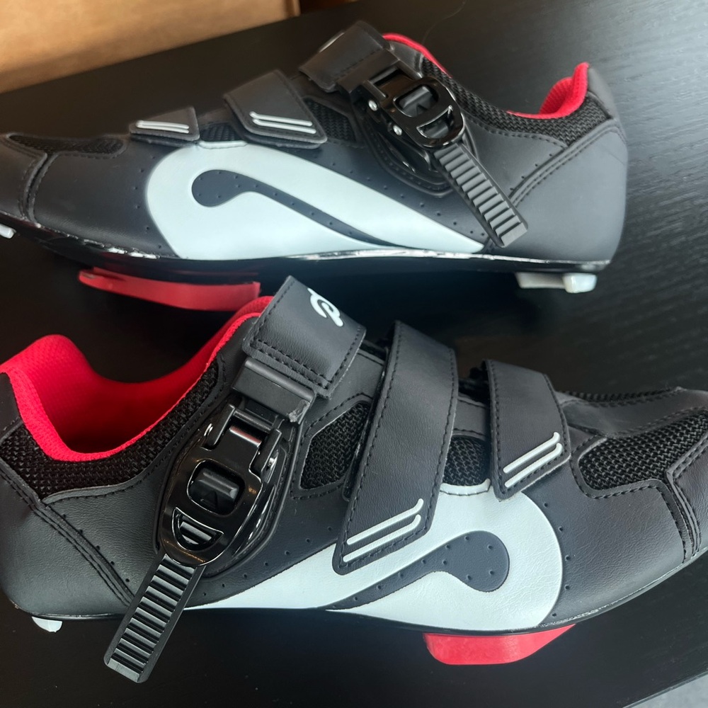 Peloton unisex cycling cleats